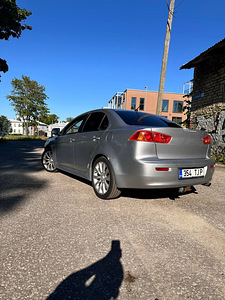 Продам Mitsubishi Lancer X (4 фото из 12)