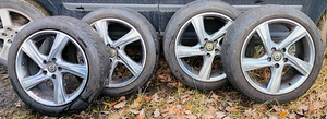 Volvo veljed + suvi Rehvi 205/50 R17 (2 foto / 2)