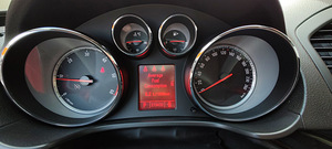Opel Insignia 4x4 (7 foto / 11)