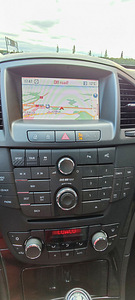 Opel Insignia 4x4 (8 foto / 11)