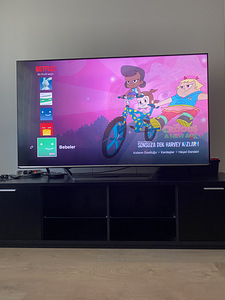 Hisense tv (3 foto / 4)