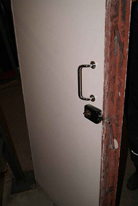 Metallist turvauks, tulekindel uks (2 foto / 2)