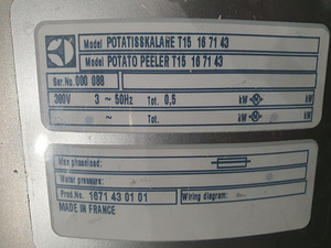 Juurvilja/kartulikoorimise masin Electrolux T15 (3 foto / 3)
