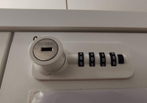 Koodiga lukustatav 10 uksega hoiukapp EFG (uueväärne), 2 tk (2 foto / 6)