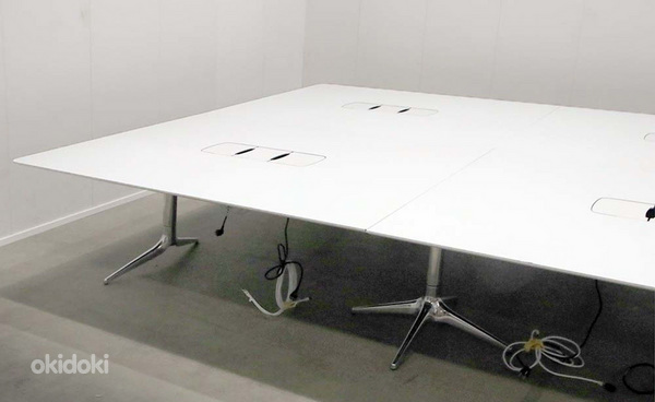 Стол для совещаний eFG Hidetech (фото #2)