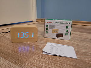 Kasutatud LED lauakell (5 foto / 6)