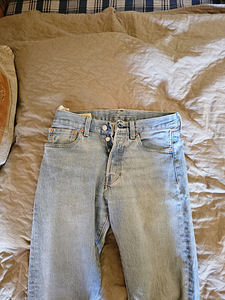 Джинсы Levi's (4 фото из 5)