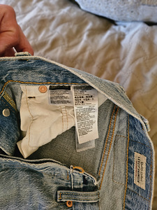 Джинсы Levi's (5 фото из 5)