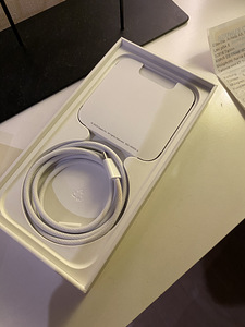 iPHONE 15(128 gb) (4 фото из 5)