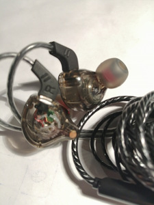 Ear clip 5.3+edr my 14 pro amx uus pakendis (8 foto / 9)