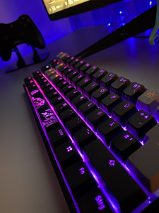 Kvaliteetne klaviatuur Ducky one 2 mini (8 foto / 10)