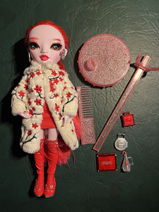 Monster high/ Shadow high Dolls (4 foto / 10)