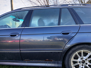 BMW E39 520d 2002 touring (4 foto / 10)