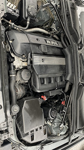 Продам BMW (1 фото из 11)