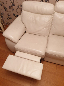 Neiser nahast nurgadiivan, recliner (manuaalne) (2 foto / 2)