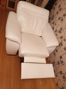 Neiser nahast tugitool recliner (elektriline) (2 foto / 3)