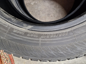 YOKOHAMA ICEGUARD 225/65 R17 (4 foto / 5)