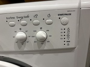 Pesumasin Indesit IWSC 61253 C ECO (3 foto / 7)