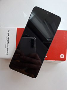 Redmi A3 64Gb Black (2 foto / 4)
