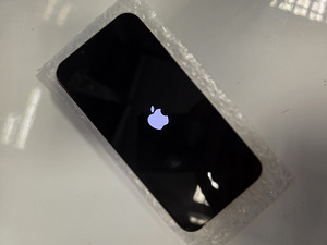 iPhone 13 256Gb Green (1 foto / 2)