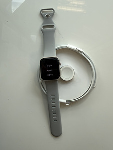 Apple watch se3 GPS+e-sim 40mm (1 foto / 4)