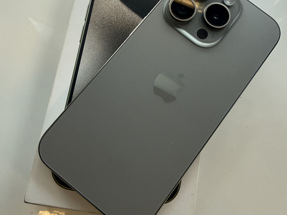 iPhone 15 Pro 256GB