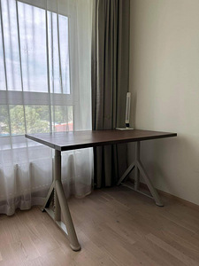 IDASEN reguleeritav kontorilaud (2 foto / 2)