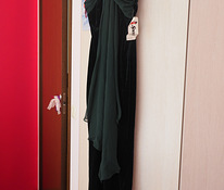 Платье из бархатной ткани, темно-зелёное, размер 38. НОВОЕ.