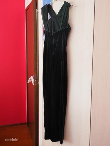 Платье из бархатной ткани, темно-зелёное, размер 38. НОВОЕ. (фото #2)