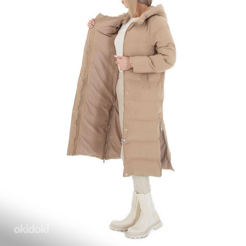 Переходное зимнее пальто с капюшоном, размер S. (фото #2)