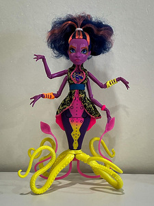 Monster High nukk - Kala Mer´ri Great Scarrier Reef (1 foto / 1)