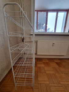 Mitmeastmeline riiul vannituppa/esikusse (2 foto / 2)