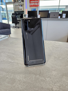 Смартфон Huawei p30 pro (3 фото из 3)