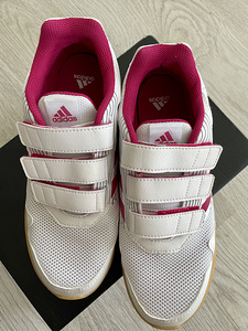 Adidas tossud s.37,5 (3 foto / 5)