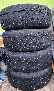 205/60 R16 шипованные шины Bridgestone (7-7.5 мм) + литые ди (2 фото из 6)