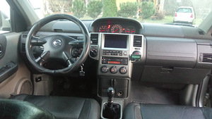 Nissan X-Trail, 2,2D, 2005A. (5 foto / 7)