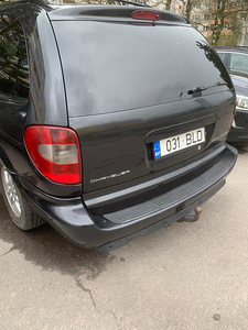 Chrysler Grand Voyager (2 foto / 7)