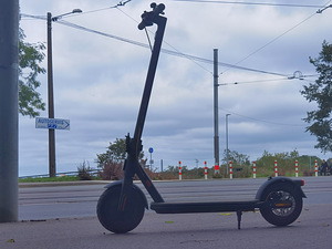 Электросамокат xiaomi scooter 4 (1 фото из 3)