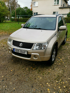 Suzuki Grand Vitara 1,6L 2007 (1 foto / 15)