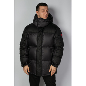 HUGO BOSS (1 фото из 8)