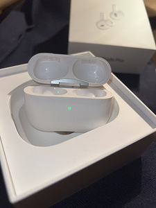 Airpods pro laadimiskarp pakendiga (2 foto / 3)