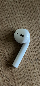 Airpods parempoolne klapp (2 foto / 3)