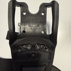 Kabuur Glock 17,47,22,34 püstolite jaoks, On Duty ATA GEAR (9 foto / 10)