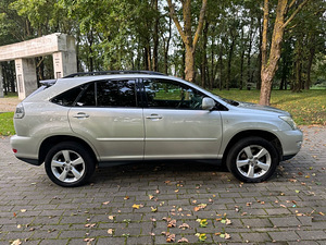 Lexus RX 300 3.0 1MZ-FE 150kW Legend (5 foto / 15)
