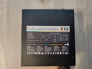 Toiteplokk Aerocool Lux RGB 550W