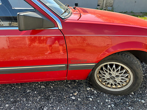 Opel Rekord 1986 (5 foto / 9)
