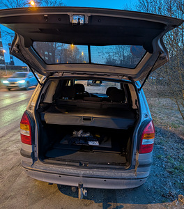 Opel Zafira A 1.6 бензин (7 фото из 7)
