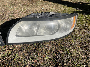 Volvo S40 II originaal esituled kasutatud (4 foto / 9)