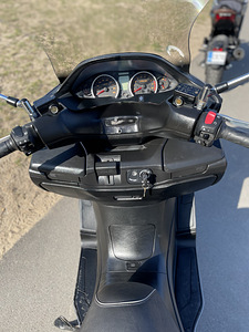 Suzuki burgman 400 2013a. (7 foto / 7)