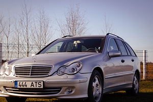 2007 Mercedes-Benz c-klass (7 foto / 14)